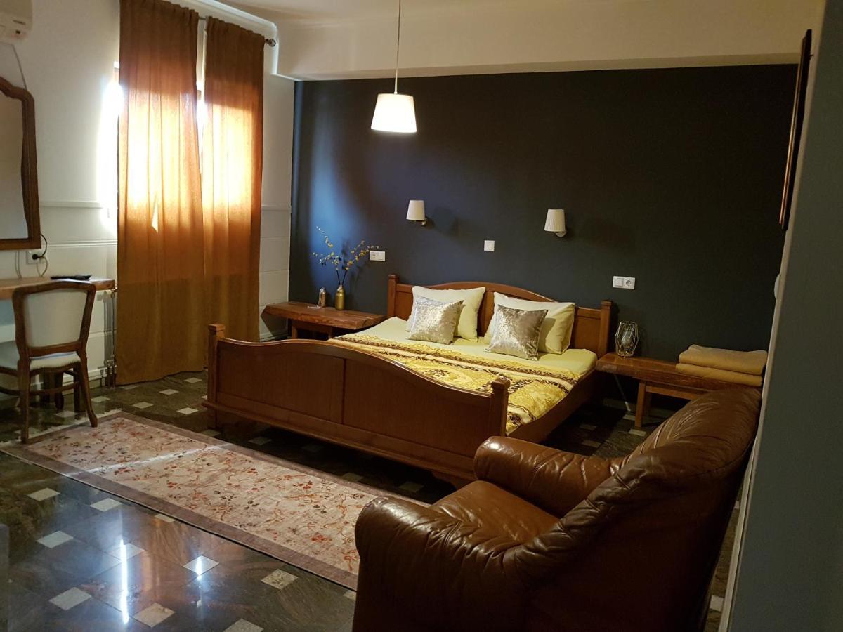 Hostel Mornar Velika Kladusa Exterior photo
